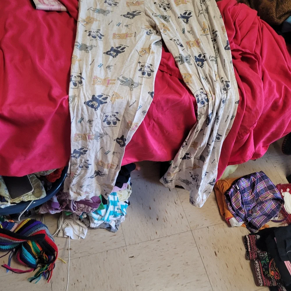 Pjs - Picture 3 of 3